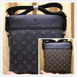 Picture of Louis Vuitton Mens Bags _SKUfw135424970fw